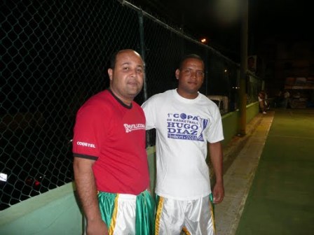 EQUIPO CLUB DEPORTIVO HUGO KUNHARDT TOMA DELANTERA SEMIFINAL BALONCESTO MÁSTER