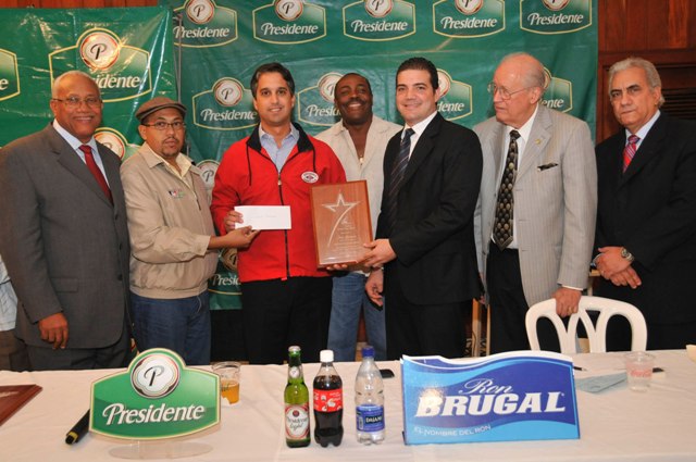 ESCOGEN HALAMA, BETEMIT “PELOTERO ESTRELLA DE LA SEMANA”