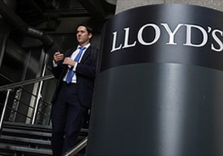 LLOYD’S QUIERE ‘ASEGURARSE’ CONTRA BP