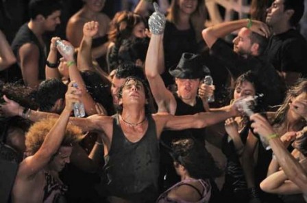 ¿EN NOMBRE DE QUÉ?