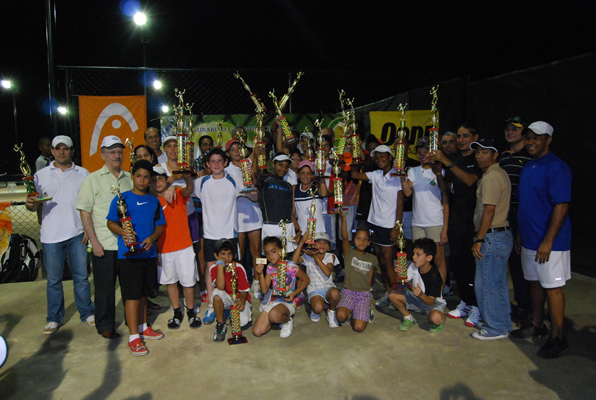 TENISTAS PUERTO PLATA COPA VETERANOS CELEBRADA  EN SANTIAGO
