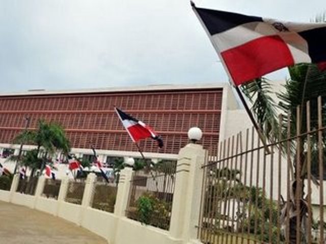 ¡VIVAN NUESTROS POLÍTICOS! ¡VIVA LA POLÍTICA¡