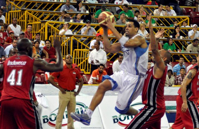 DALMAU, SALAS ELECTOS JUGADORES DE LA SEMANA LNB