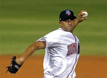 EQUIPO DOMINICANO ARRUINA FIESTA FANÁTICOS BORICUAS