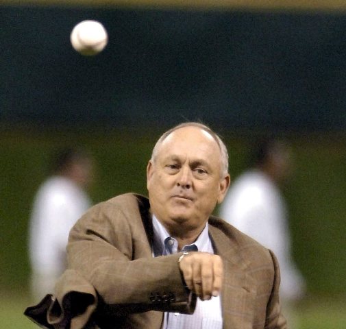 LANZADOR NOLAN RYAN DOMINÓ CIMA BÉISBOL GRANDES LIGAS