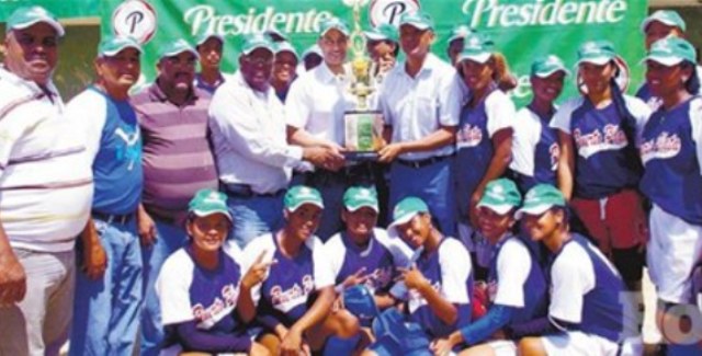PUERTO PLATA CONQUISTA TORNEO NACIONAL SOFTBOL CHATA FEMENINO