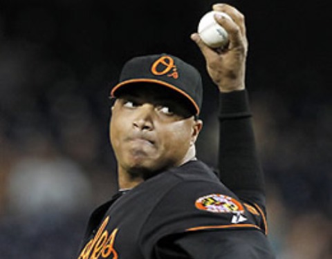 EQUIPO ORIOLES BALTIMORE SUBE GRANDES LIGAS PITCHER PUERTOPLATEÑO ALFREDO SIMÓN