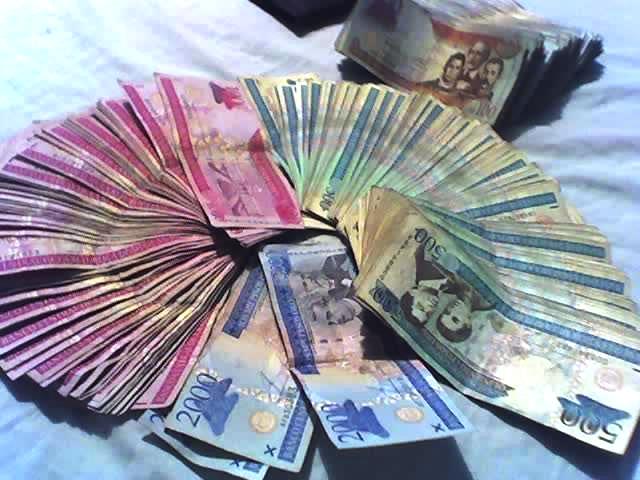 LAS INJUSTICIAS DE UN GOBIERNO Y LA PACIENCIA DE UN PUEBLO QUE CASI EXPLOTA