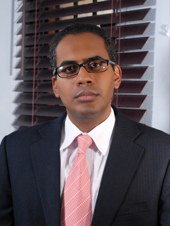 VIEJOS ROBLES Y CRISIS INTERNA