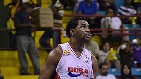 MARLON MARTINEZ FIRMA EQUIPO PUEBLO NUEVO