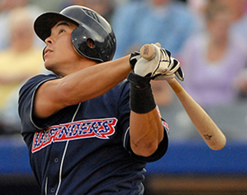 Águilas cibaeñas reciben cátcher Dayton Buller