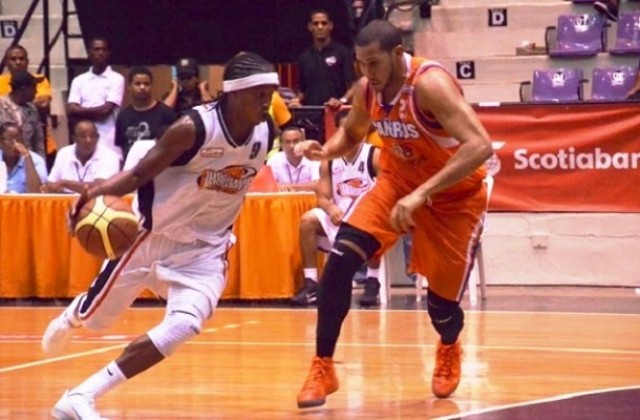 Huracanes del Atlántico le ganan a Cañeros; anuncian contratación de otro refuerzo