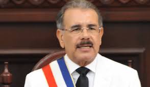 Al pueblo llano con Danilo, se le pelo el billete