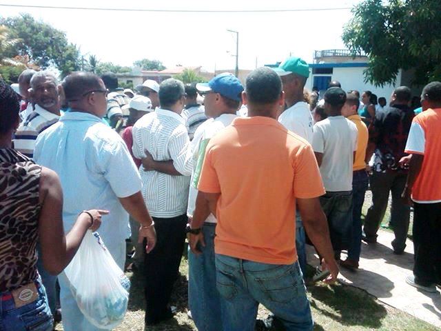 UNA CONVENCION QUE SATIRIZA LA DEMOCRACIA INTERNA EN EL PRD