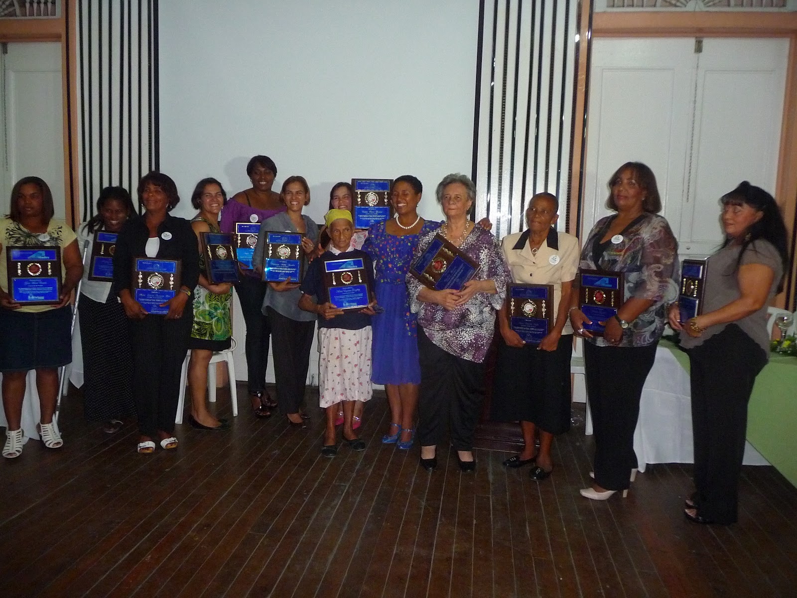 8 de marzo Día Internacional de la Mujer Homenaje a la mujer Puertoplateña