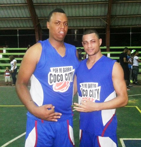 Equipos Plaza Valerio y Mellizos del Sur ganan en apertura de Copa de Baloncesto Semana Santa 2015