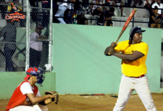  Equipos 30 de Marzo y Los Cangrejeros dividen honores en tercer torneo intersectorial de softbol Liga del Atlántico