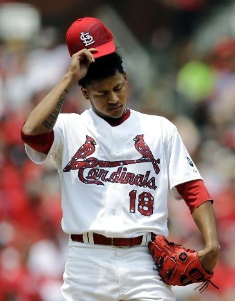 Puertoplateño Carlos Martínez “El Tsunami” sigue indetenible y la lucha por ir al Juego de Estrellas