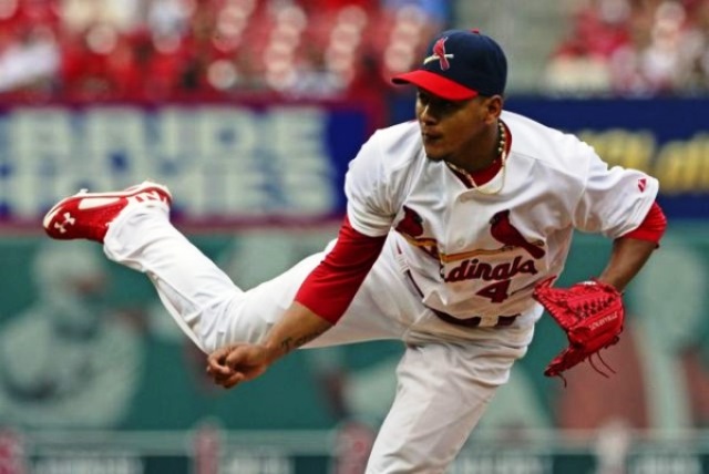 Lanzadores Puertoplateños Carlos Martínez y Bartolo Colón obtienen victorias al ganar sus respectivos  equipos