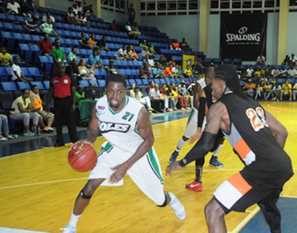 Equipo de Puerto Plata Huracanes del Atlántico con actuación de Taylor supera a los Soles de Santo Domingo