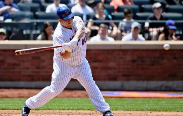 Veterano lanzador Puertoplateño Bartolo Colón se gana nuevo apodo por conectar jonrón en prácticas