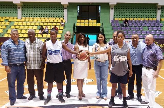 Con rotundo éxito ABAPPLATA inaugura primer torneo de baloncesto femenino