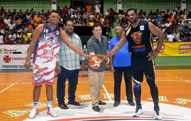 Mellizos del Sur y Correcaminos de la Parte Baja obtienen victorias en torneo de baloncesto superior de Puerto Plata