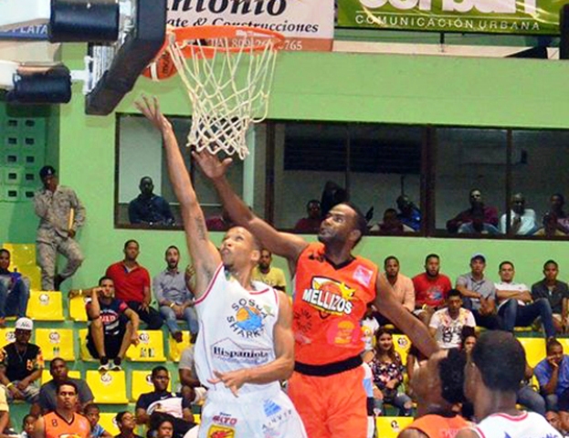 Sharks y Correcaminos ganan en series semifinales del Baloncesto Superior de Puerto Plata