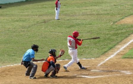 Anuncian entrada gratis al estadio José Briseño en partido de Tiburones del Norte contra Tabaqueros de Bonao