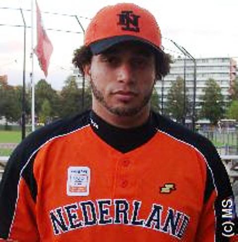 Lanzador nativo de Puerto Plata figura entre los pitchers de Holanda en Clásico Mundial de Beisbol