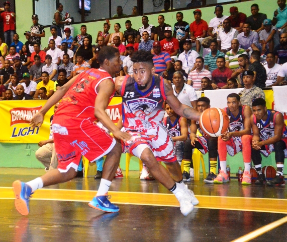 Correcaminos empatan serie final Baloncesto Superior de Puerto Plata con excelente actuación de Polanco y Núñez