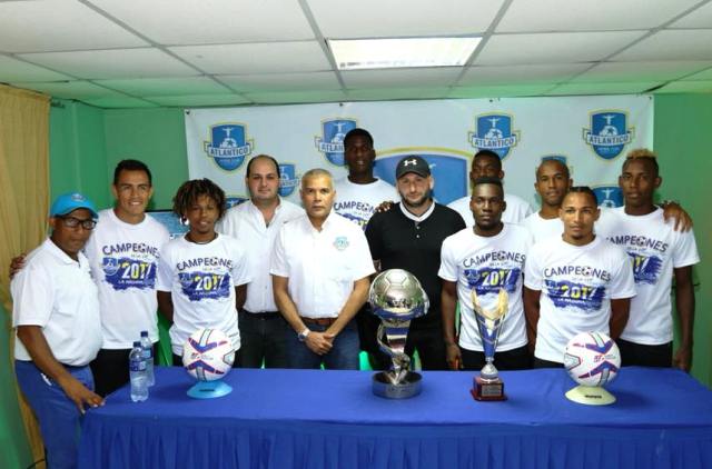 Atlántico FC presenta su equipo para el Clásico de Campeones 2017 a realizarse en Santiago