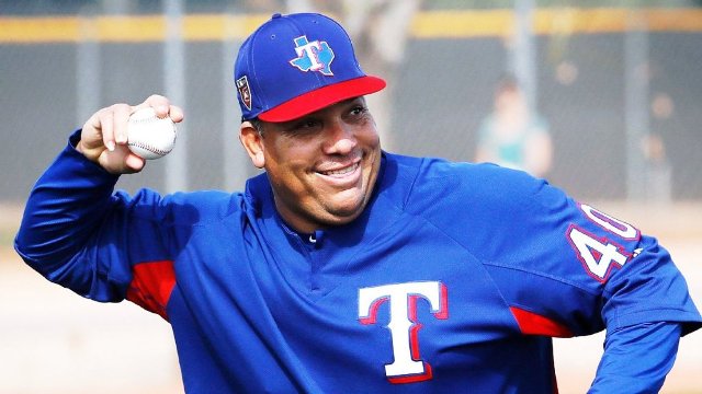 Lanzador puertoplateño Bartolo Colón tuvo una excelente actuación como relevista con el equipo Rangers de Texas