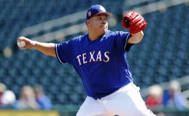 Veteranísimo Bartolo Colon ponchó a 8 bateadores al lanzar con los Rangers de Texas un juego perfecto hasta el octavo contras los Astros de Houston