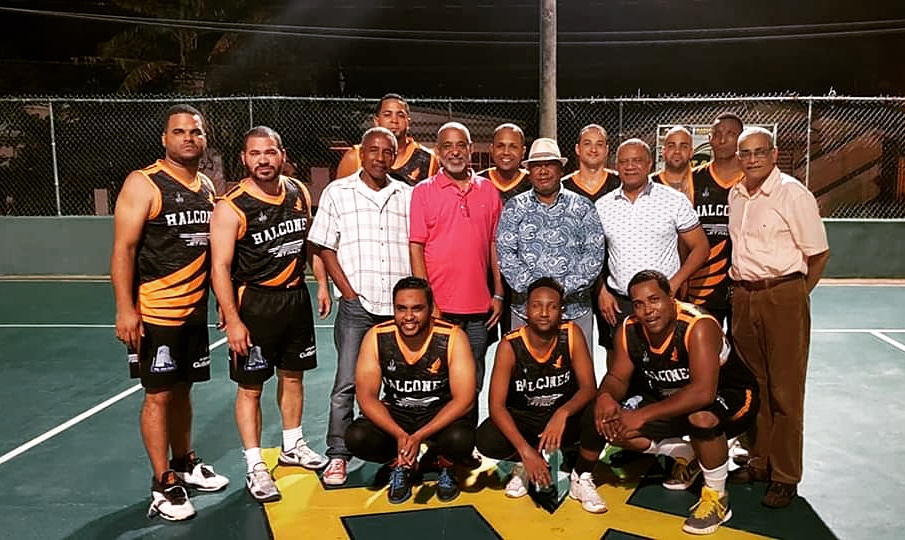 Halcones obtienen primera victoria en la gran final torneo baloncesto Máster 2018 del club Hugo Khuhartd