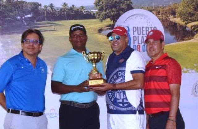 Puertoplateño Julio Santos conquista nuevamente Copa de Golf Playa Dorada 2018