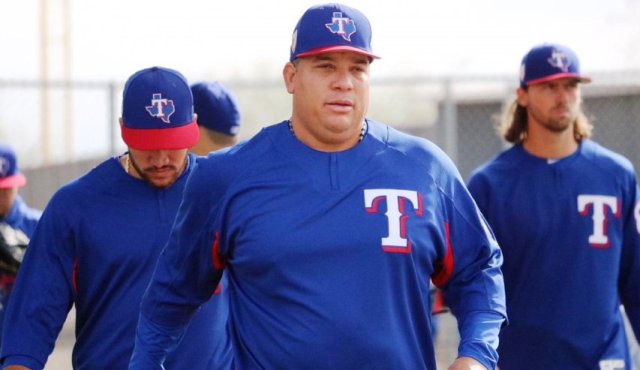  Veterano lanzador Bartolo Colón a sus 44 años sigue divirtiendo de lo lindo teniendo éxito en el béisbol y con su equipo número 11