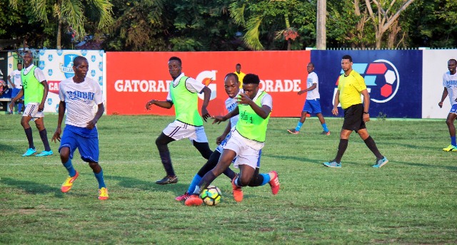 Imbert se impone a Cangrejos, mientras 4 equipo terminan empatados en el XXV torneo de fútbol provincial