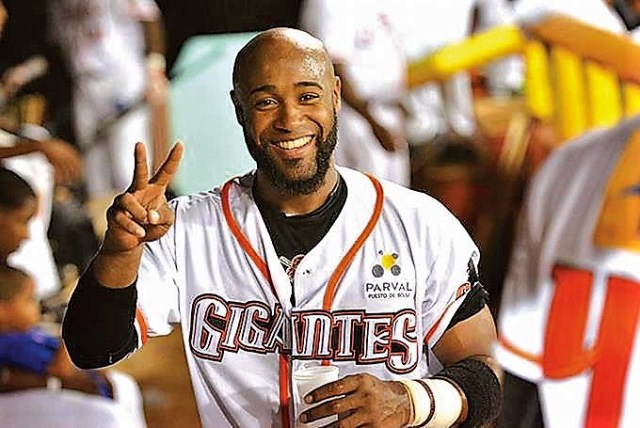 Pelotero Carlos Paulino pide a las autoridades puertoplateñas que diligencien reparación estadio José Briseño