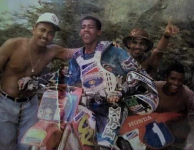 Se recuerda destacado piloto puertoplateño Javier Rosario al cumplirse 21 años de su trágico fallecimiento