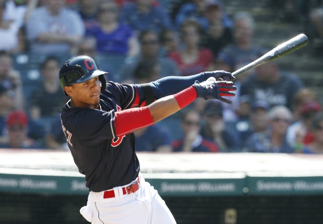 Puertoplateño Erick González aprovecha su rol de utiliy con los Indios de Cleveland