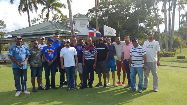 Cronistas deportivos de Puerto Plata reciben capacitación e instrucciones por técnicos de la FEDOGOLF