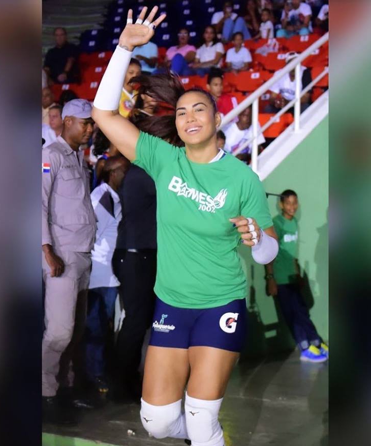 Atleta profesional puertoplateña Lisvel Eve Mejía tuvo gran actuación en Liga Voleibol Superior (LVS) de Santo Domingo