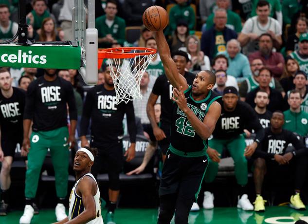 Puertoplateño Al Horford logra un doble-doble tras anotar 10 puntos y capturar 11 rebotes en la victoria de Boston sobre Indiana