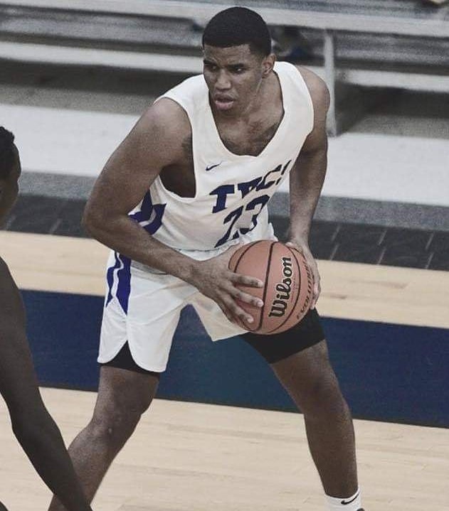 Talentoso joven puertoplateño Luís Manuel Herrera se destaca en el baloncesto colegial de Estados Unidos
