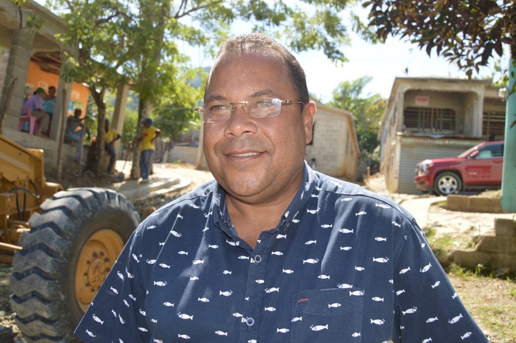 Anuncian XIII de Baloncesto Superior del Club Gregorio Luperón dedicado al empresario Roquelito García