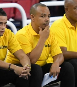 Técnico puertoplateño es nombrado dirigente interino del equipo San Carlos en el Baloncesto Superior del Distrito Nacional