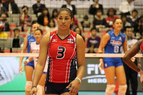 Puertoplateña Lisvel Eve Mejía sigue destacándose con equipo de Voleibol Femenino de RD en Liga de Naciones