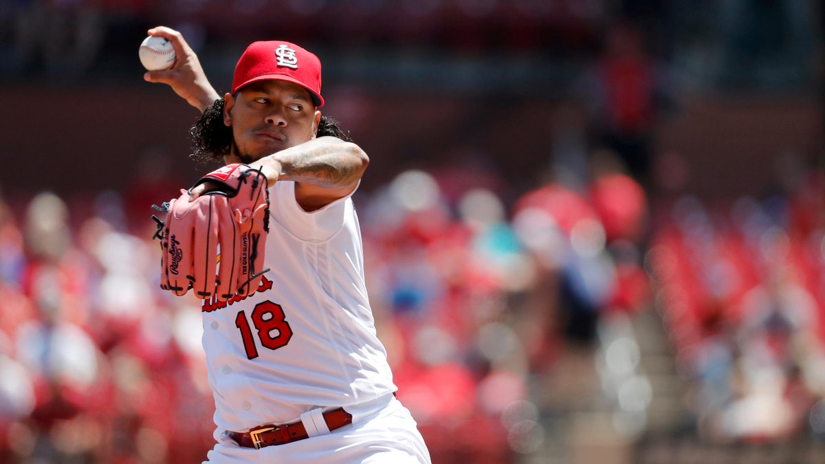 Estelar lanzador puertoplateño Carlos Martínez iniciará la temporada del 2019 en la lista de incapacitados