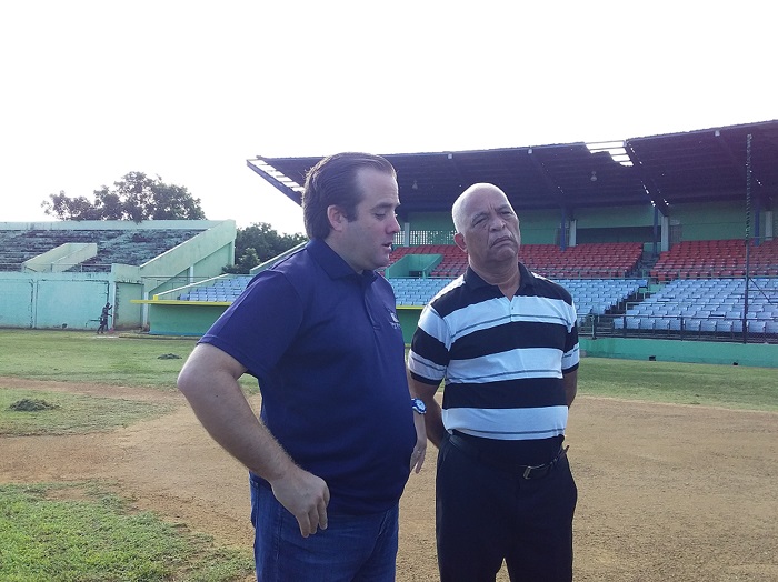 Senador Paliza deplora condiciones del estadio José Briseño de Puerto Plata y aboga por remozamiento